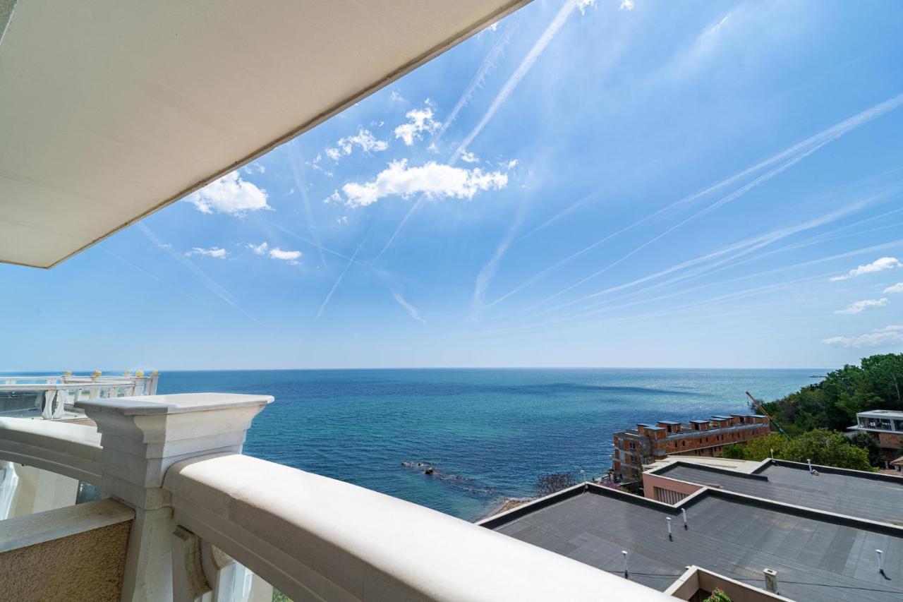 La Mer Luxury Apartments Golden Sands Exterior photo