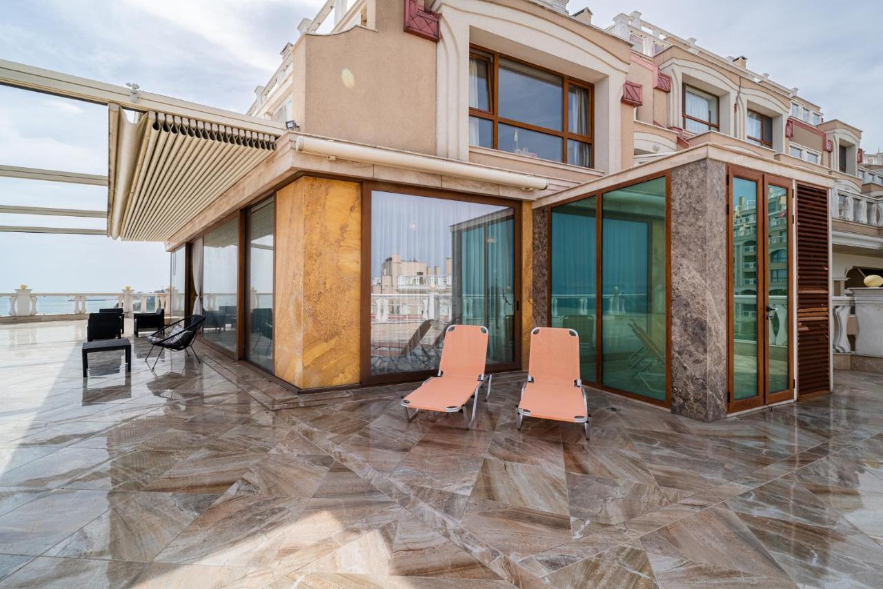 La Mer Luxury Apartments Golden Sands Exterior photo