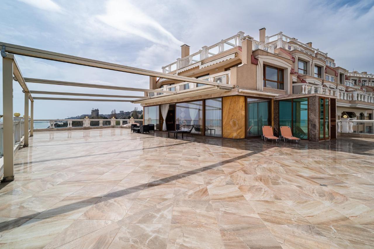 La Mer Luxury Apartments Golden Sands Exterior photo