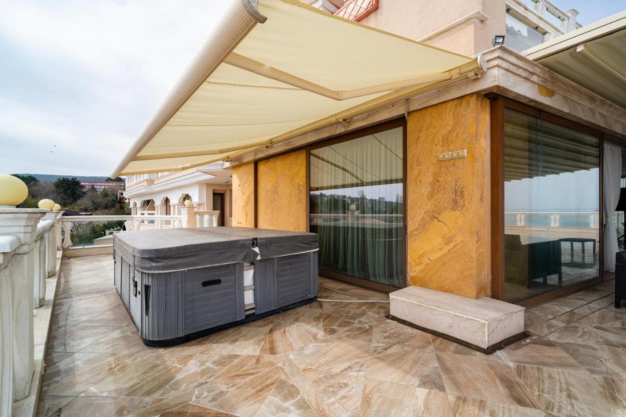La Mer Luxury Apartments Golden Sands Exterior photo